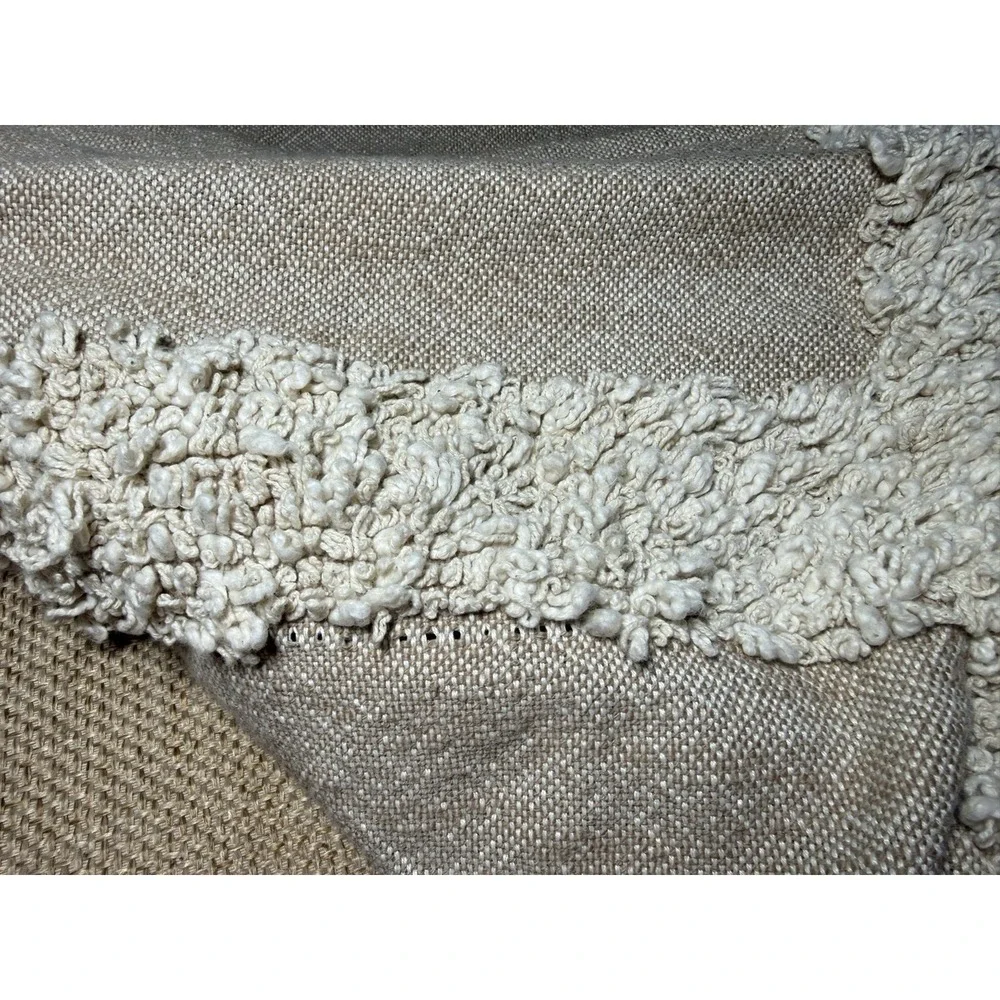 H&M Needle‎ Tufted Bedspread Textured Quilt Coverlet Beige